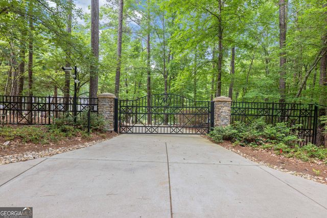 695 Boat Club Road, Hamilton, GA 31811