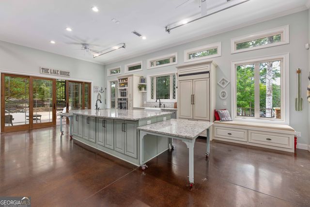 695 Boat Club Road, Hamilton, GA 31811