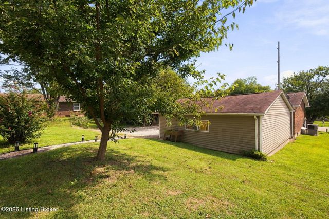 179 Florida Ave, Mt Washington, KY 40047