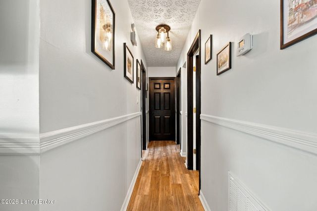 179 Florida Ave, Mt Washington, KY 40047