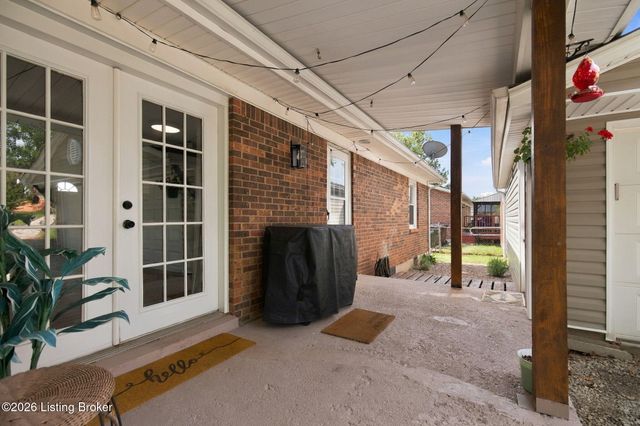 179 Florida Ave, Mt Washington, KY 40047