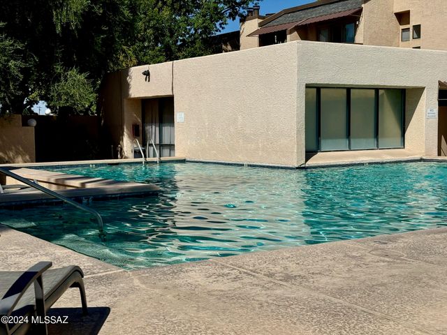 7620 E Callisto Cir Unit 113, Tucson, AZ 85715
