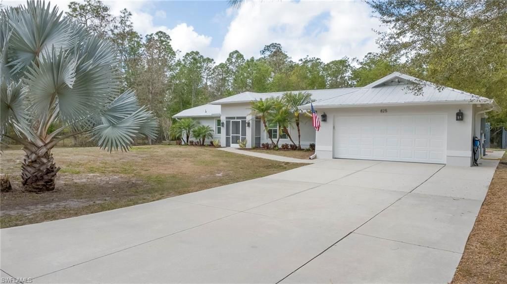 825 Desoto BLVD N, NAPLES, FL 34120 — photo 3