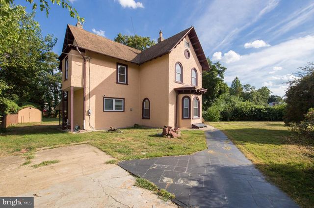 724 E LOCUST AVE, Philadelphia, PA 19144