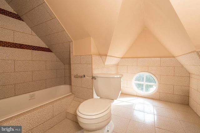 724 E LOCUST AVE, Philadelphia, PA 19144