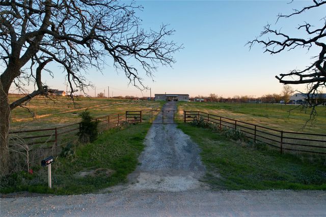 771 CR 121, Gainesville, TX 76240