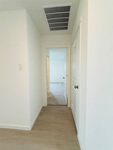 7157 Waterford Creek Court, Fort Worth, TX 76179