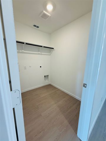 7157 Waterford Creek Court, Fort Worth, TX 76179