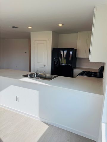 7157 Waterford Creek Court, Fort Worth, TX 76179