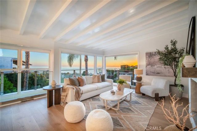 1099 Skyline Dr, Laguna Beach, CA 92651