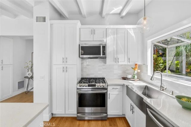 1099 Skyline Dr, Laguna Beach, CA 92651