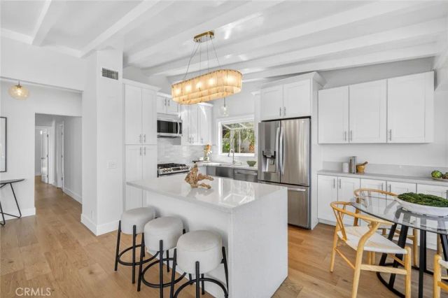 1099 Skyline Dr, Laguna Beach, CA 92651