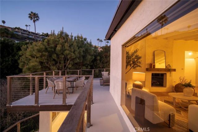 1099 Skyline Dr, Laguna Beach, CA 92651