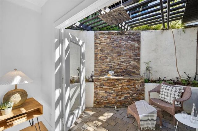 1099 Skyline Dr, Laguna Beach, CA 92651