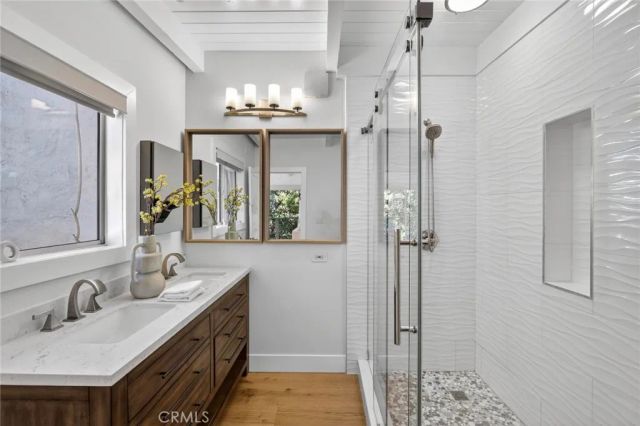 1099 Skyline Dr, Laguna Beach, CA 92651
