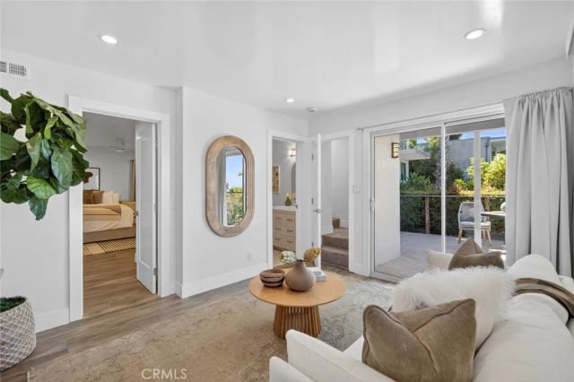 1099 Skyline Dr, Laguna Beach, CA 92651