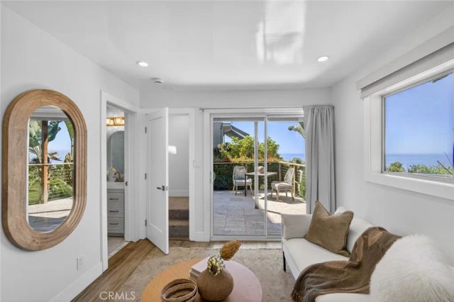1099 Skyline Dr, Laguna Beach, CA 92651