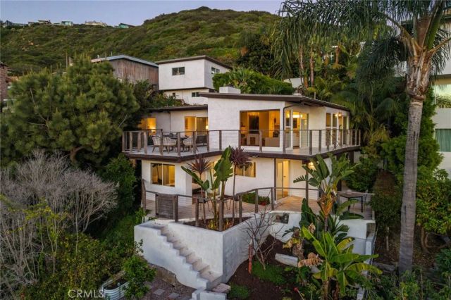 1099 Skyline Dr, Laguna Beach, CA 92651