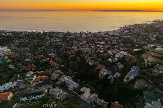 1099 Skyline Dr, Laguna Beach, CA 92651
