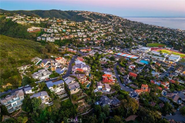 1099 Skyline Dr, Laguna Beach, CA 92651