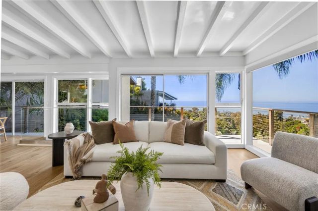 1099 Skyline Dr, Laguna Beach, CA 92651