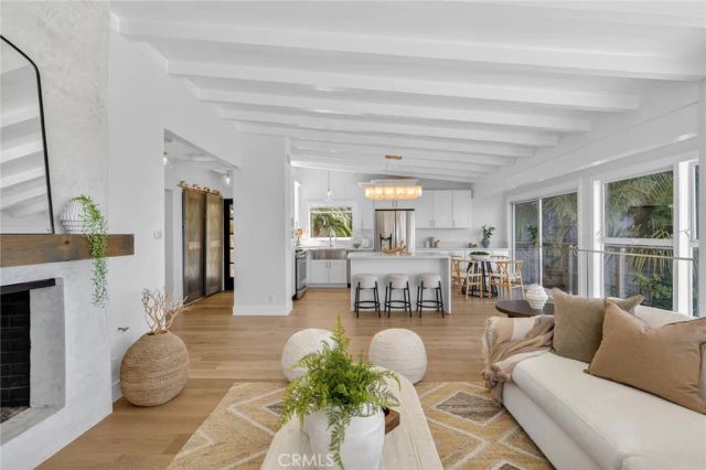 1099 Skyline Dr, Laguna Beach, CA 92651