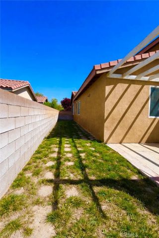 43815 Encanto Way, Lancaster, CA 93536