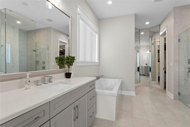 209 S SHORE CREST DRIVE, Tampa, FL 33609