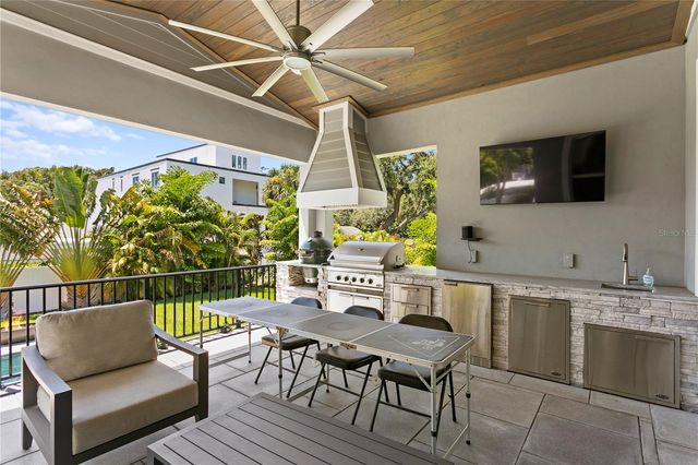 209 S SHORE CREST DRIVE, Tampa, FL 33609
