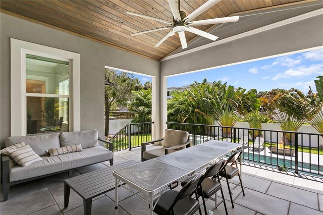 209 S SHORE CREST DRIVE, Tampa, FL 33609