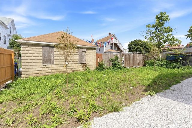 139 benedict Street, Providence, RI 02909
