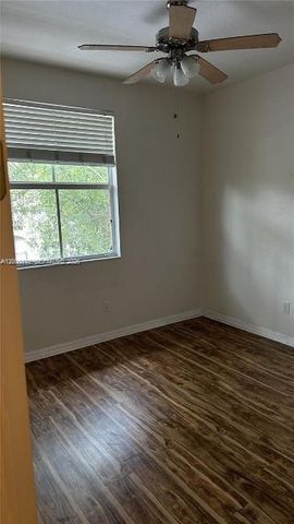 2851 W Prospect Rd 1211, Tamarac, FL 33309