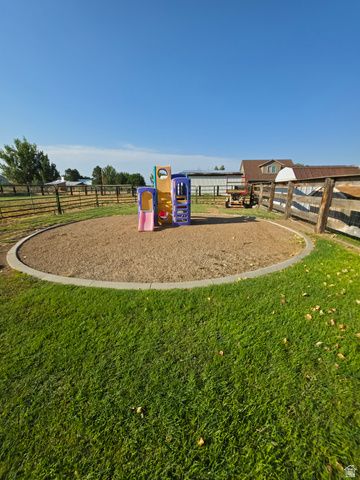 3943 S WHITE RAIL LN, West Haven, UT 84401