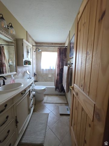 3943 S WHITE RAIL LN, West Haven, UT 84401