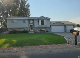 3943 S WHITE RAIL LN, West Haven, UT 84401