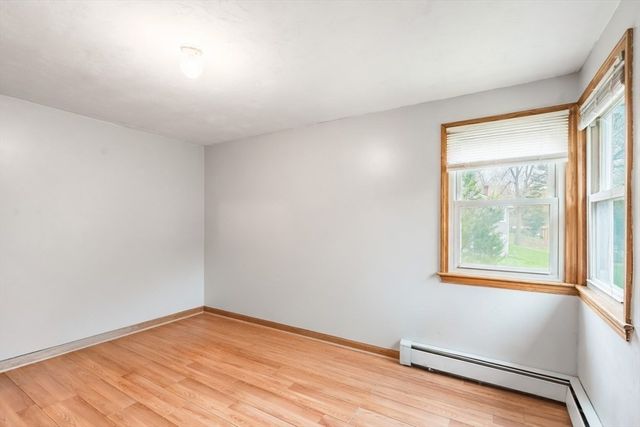 7 Leslie Lane, Millbury, MA 01527