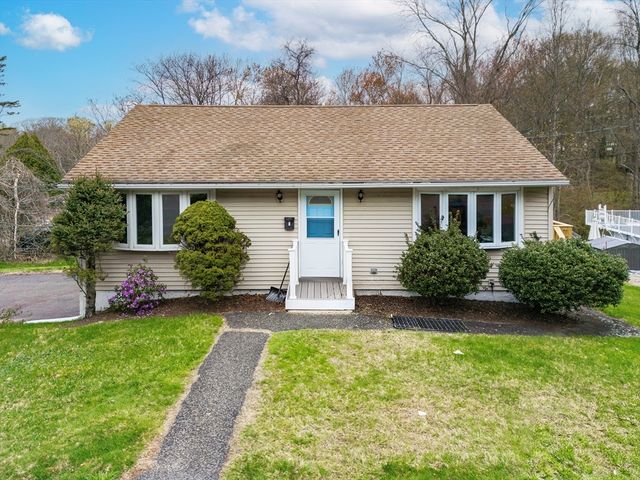 7 Leslie Lane, Millbury, MA 01527
