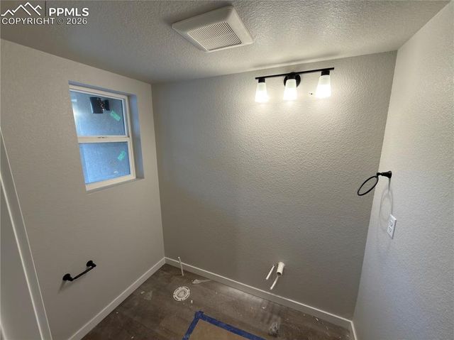 731 Little Bear Grove, Colorado Springs, CO 80907