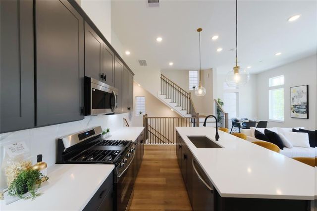 1806 Line Street, Houston, TX 77009