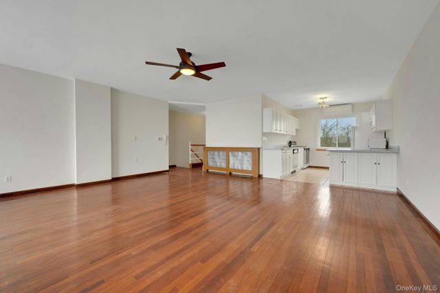 190 Fordham Street 12, Bronx, NY 10464