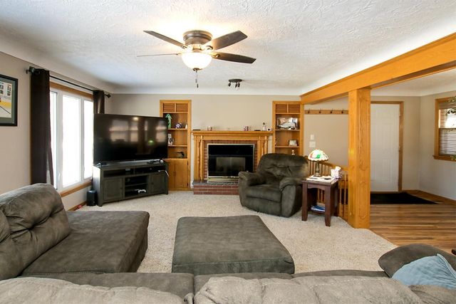 6 5th Avenue NE, Hutchinson, MN 55350