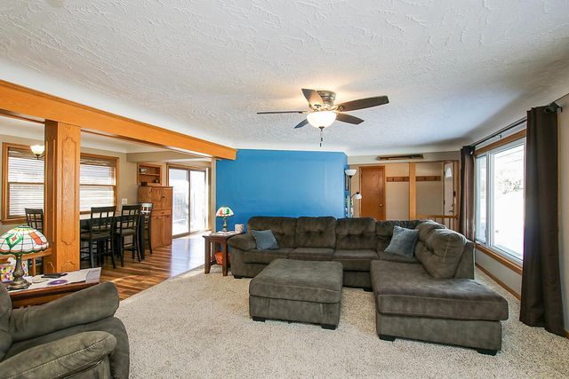 6 5th Avenue NE, Hutchinson, MN 55350
