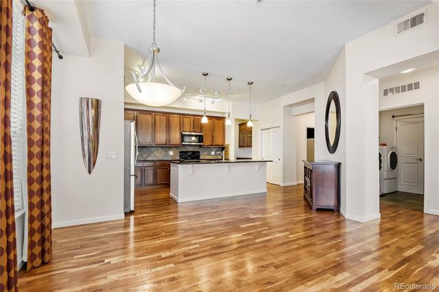 7820 Inverness Boulevard 301, Englewood, CO 80112