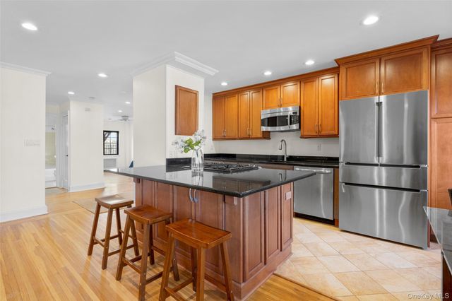 66 Milton Rd Milton C41, Rye, NY 10580