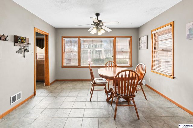 239 W 12 Street, Fremont, NE 68025