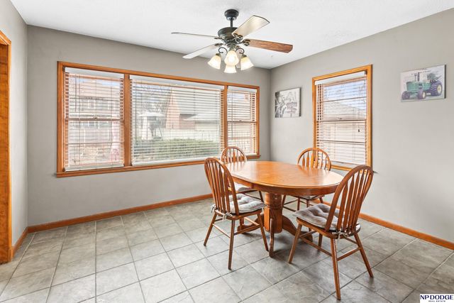 239 W 12 Street, Fremont, NE 68025