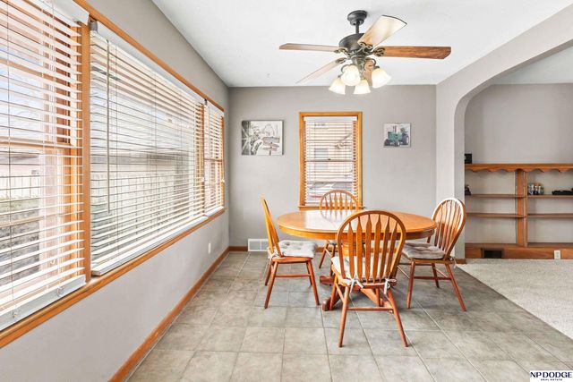 239 W 12 Street, Fremont, NE 68025