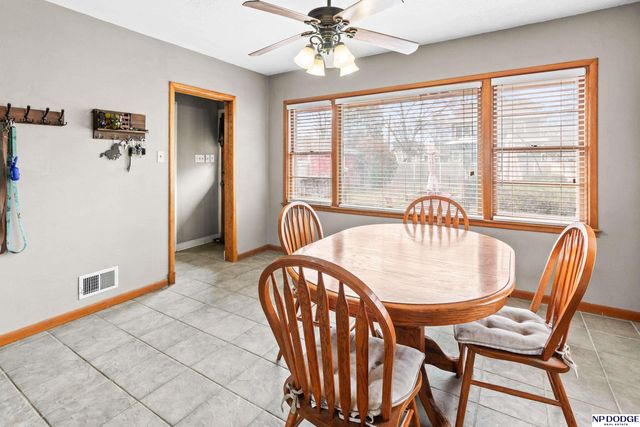 239 W 12 Street, Fremont, NE 68025