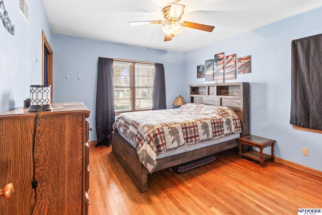 239 W 12 Street, Fremont, NE 68025