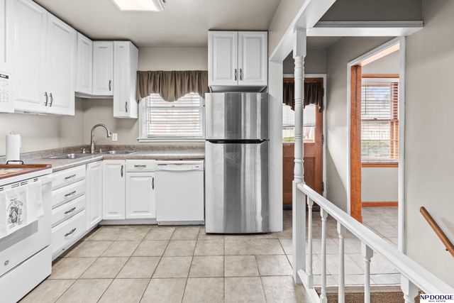 239 W 12 Street, Fremont, NE 68025